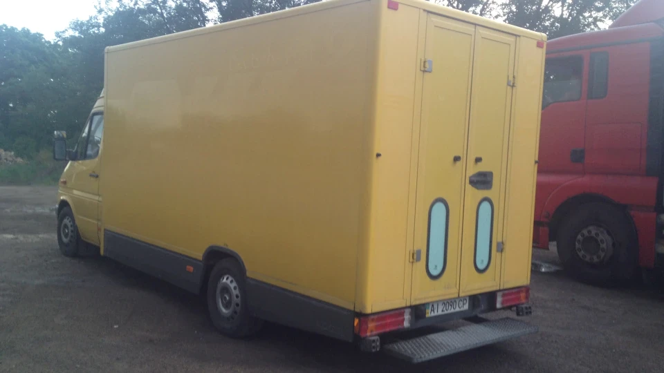 Mercedes-Benz Sprinter Motorsport 4