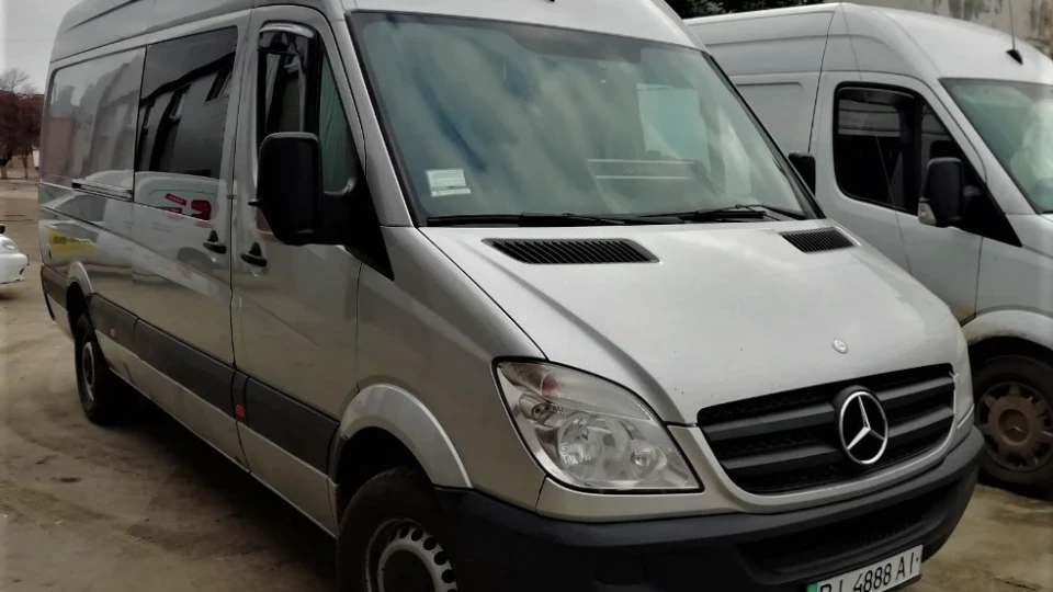 Mercedes-Benz Sprinter Срібний SPINER