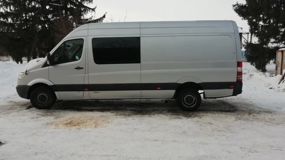 Mercedes-Benz Sprinter Срібний SPINER 2
