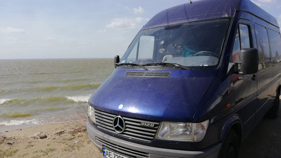 Mercedes-Benz Sprinter Stitch 2