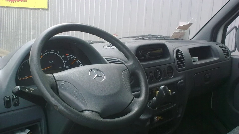 Mercedes-Benz Sprinter Тепер вантажівки4 3