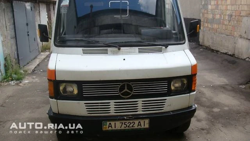Mercedes-Benz T1