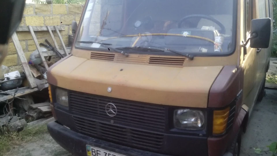 Mercedes-Benz T1