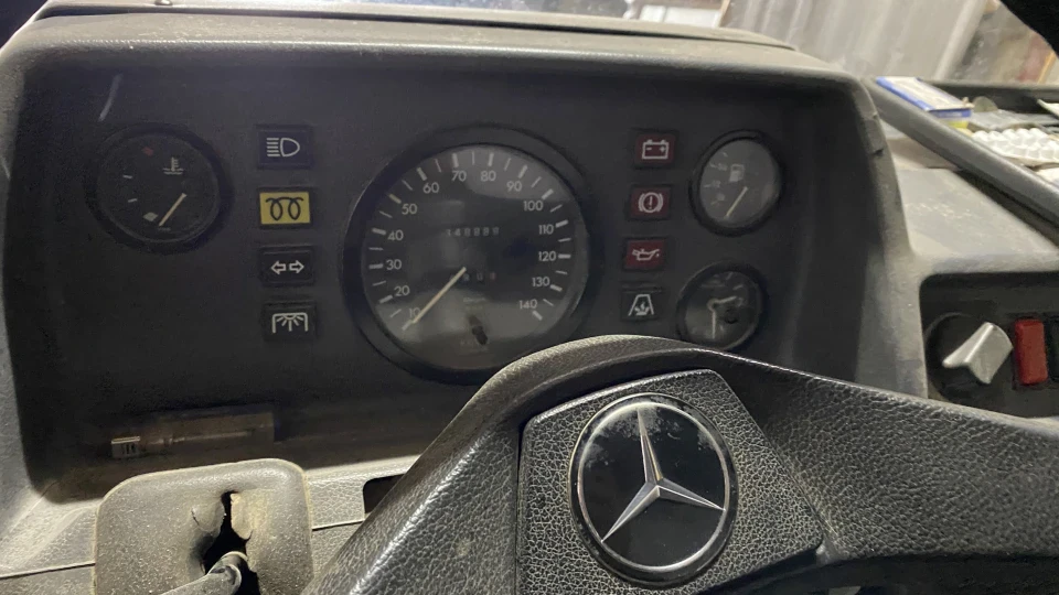 Mercedes-Benz T1 308 D ПОШТОВИК - ТРУДЯГА 4