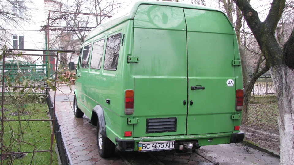 Mercedes-Benz T1 308D 2.9 3