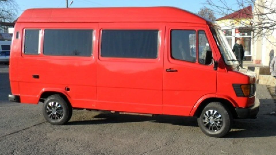 Mercedes-Benz T1 310 2