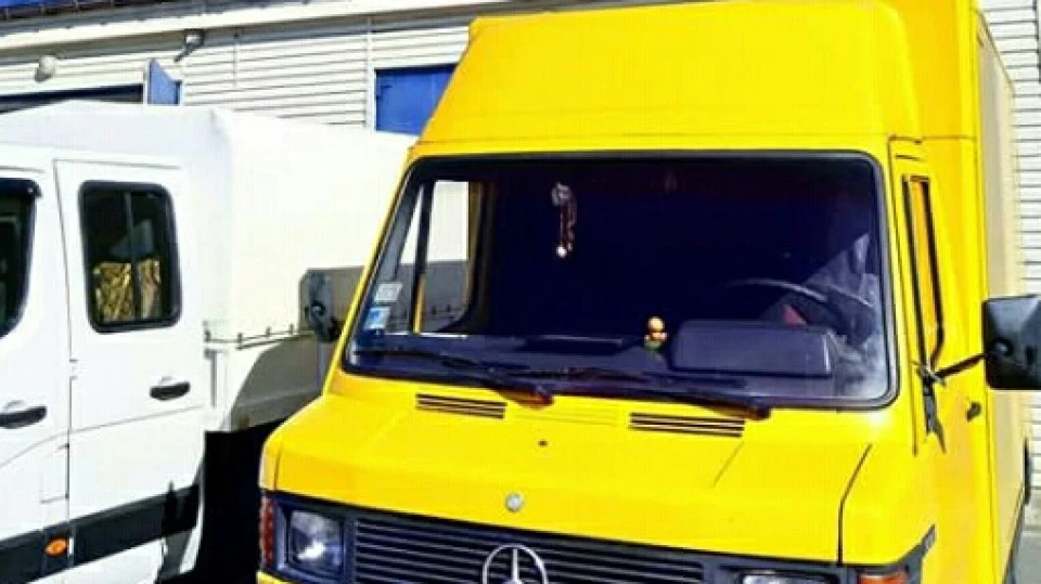 Mercedes-Benz T1 Поштовик 2