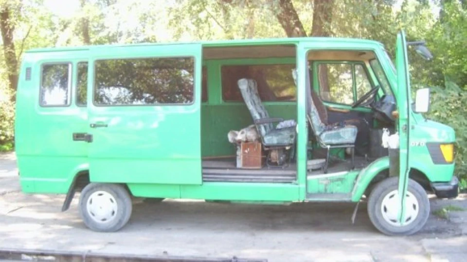 Mercedes-Benz T1 ЗЕЛЕНИЙ ГОБЛІН 3