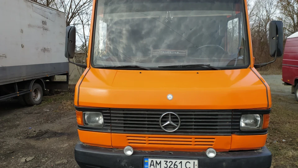 Mercedes-Benz T2 2