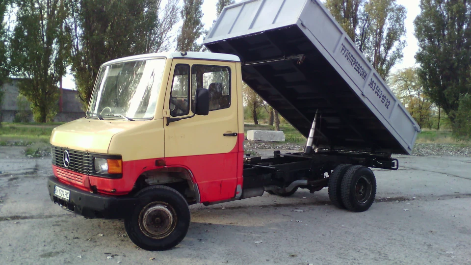 Mercedes-Benz T2 БАРСІК 3
