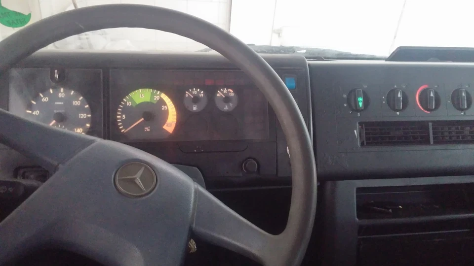 Mercedes-Benz T2 VARIO 4.3 814D 2