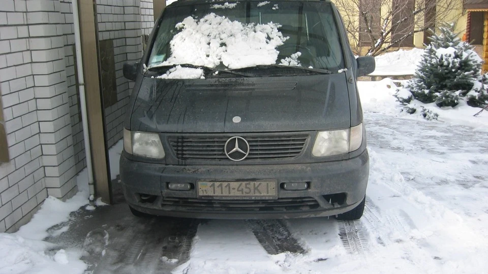 Mercedes-Benz V-Class 2