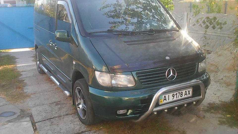 Mercedes-Benz V-Class