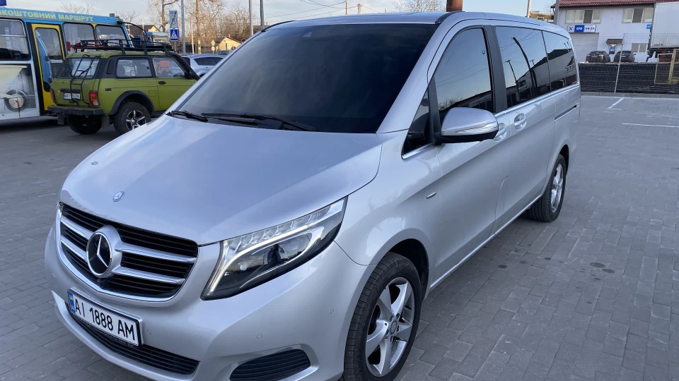 Mercedes-Benz V-Class 220d 5