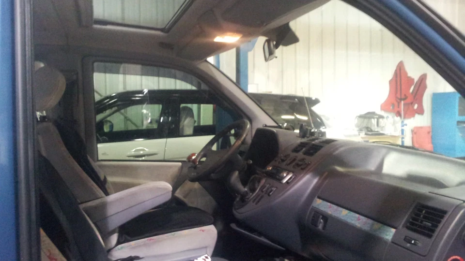 Mercedes-Benz V-Class 2.3 TD 110 3