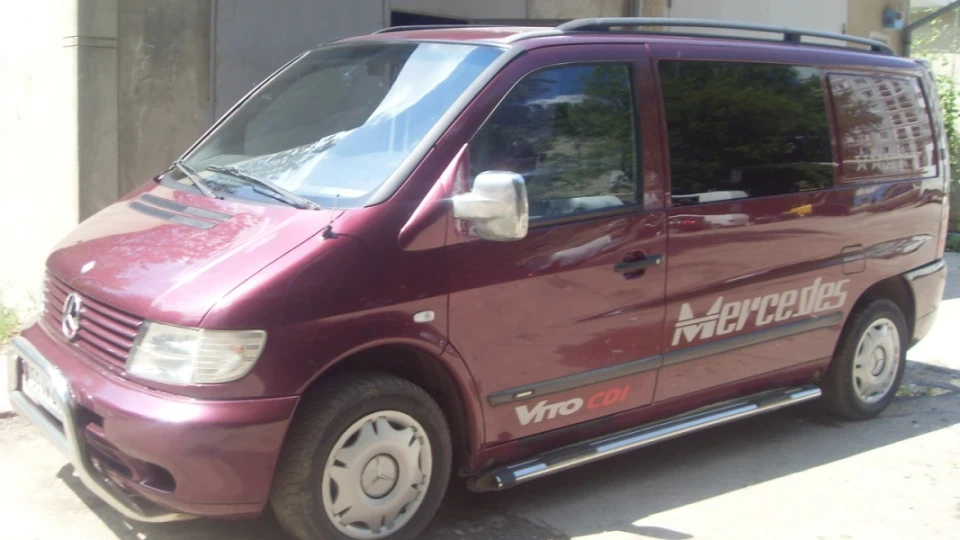 Mercedes-Benz V-Class 2,3 TD 2