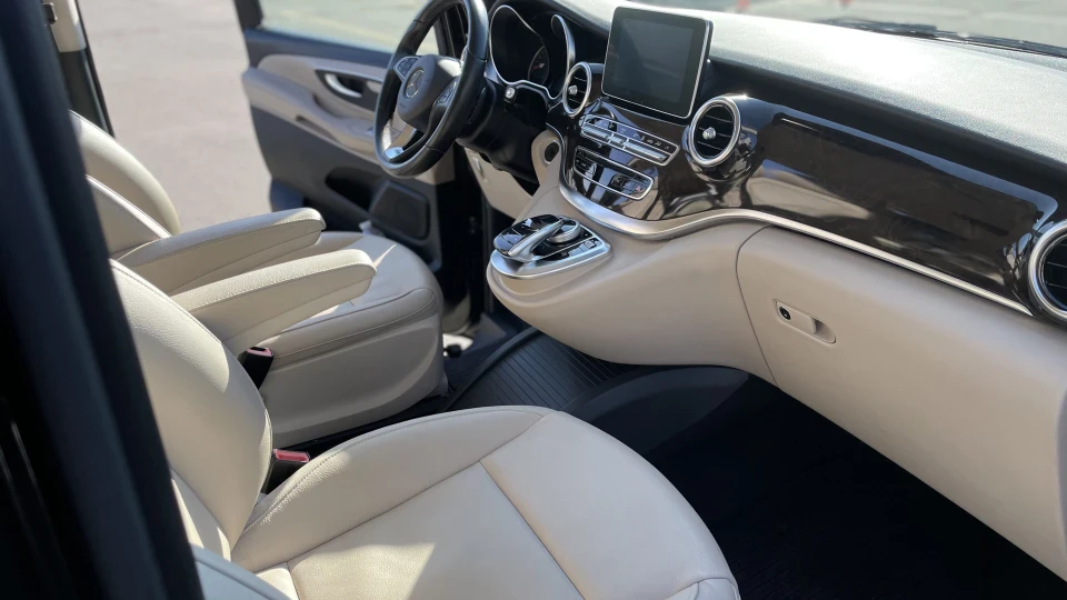 Mercedes-Benz V-Class Avantgarde ⚡️ 5