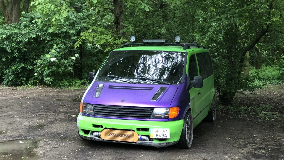 Mercedes-Benz V-Class Швидка будка