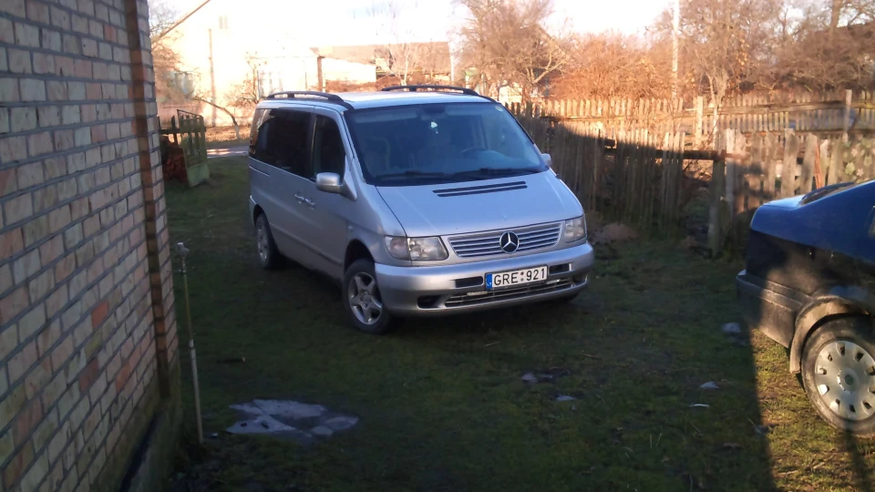 Mercedes-Benz V-Class V220 2.2CDI 2