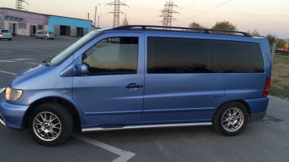 Mercedes-Benz V-Class V230 Turbodiesel 3
