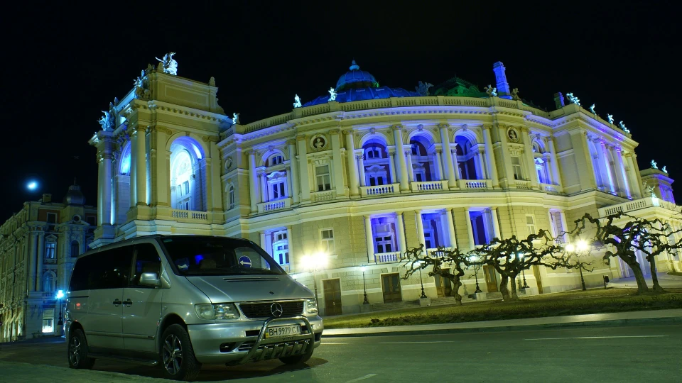 Mercedes-Benz V-Class VR6 MAUS 2