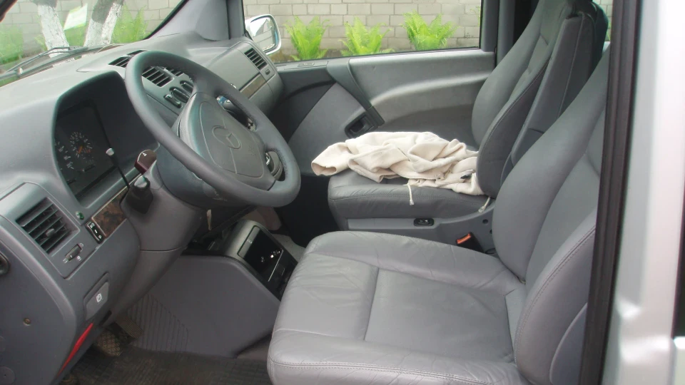 Mercedes-Benz V-Class VR6 4