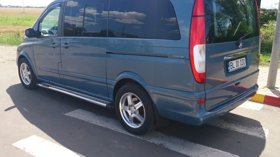 Mercedes-Benz Viano 3