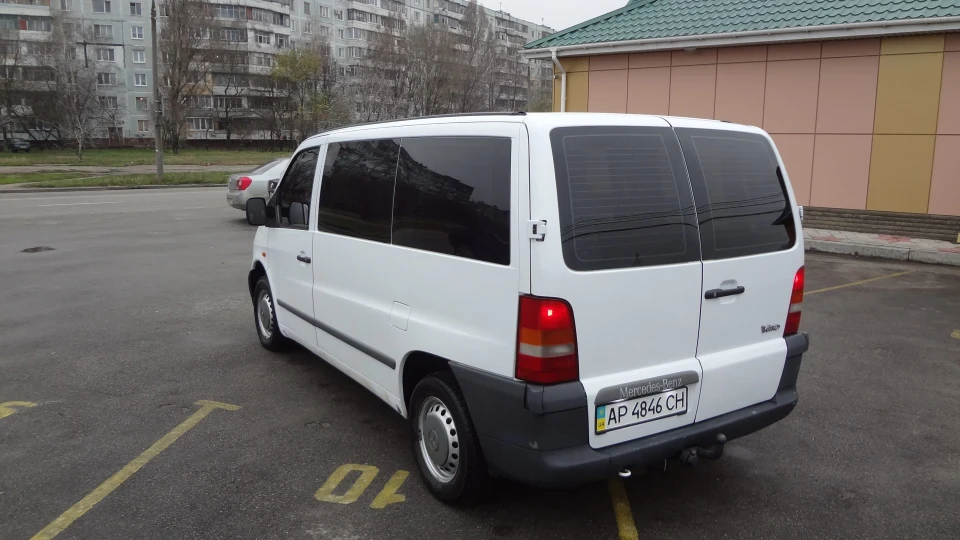 Mercedes-Benz Vito 4