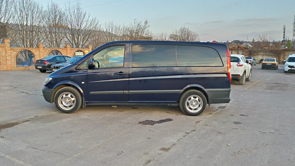 Mercedes-Benz Vito 4