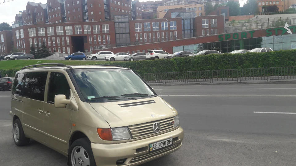 Mercedes-Benz Vito 3