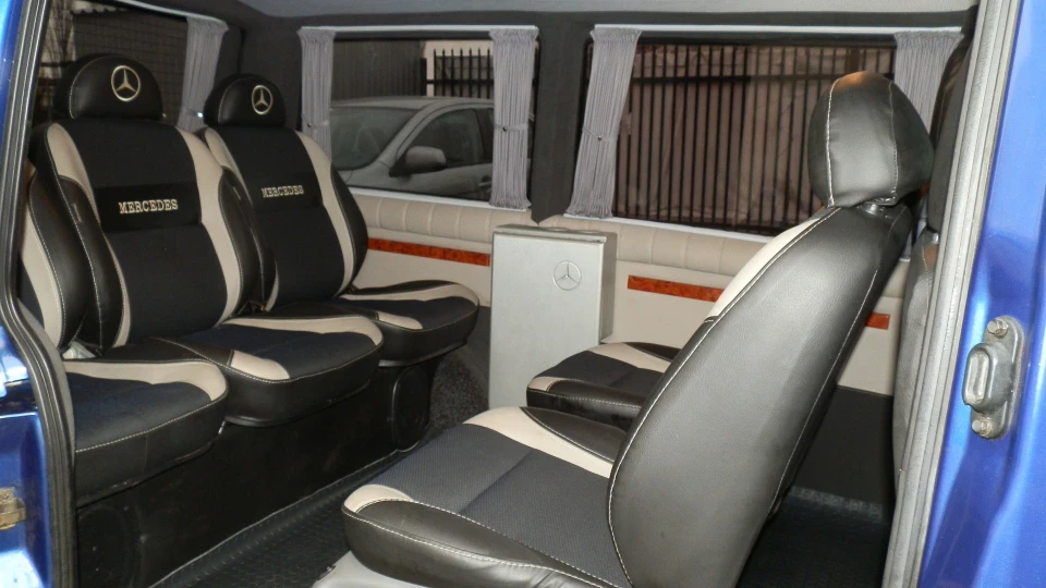Mercedes-Benz Vito 2