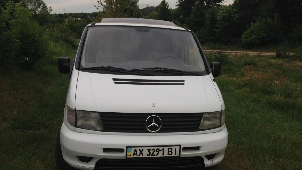 Mercedes-Benz Vito 4