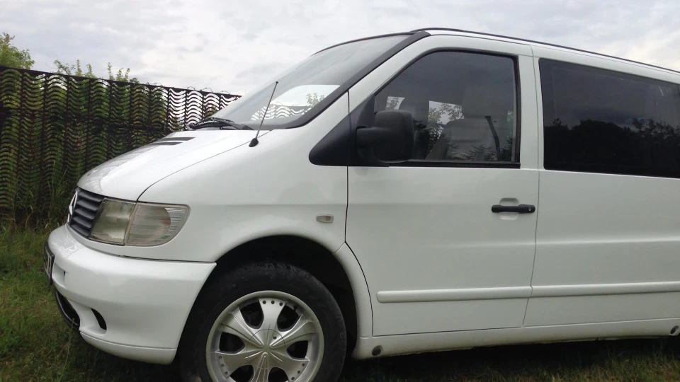 Mercedes-Benz Vito 5
