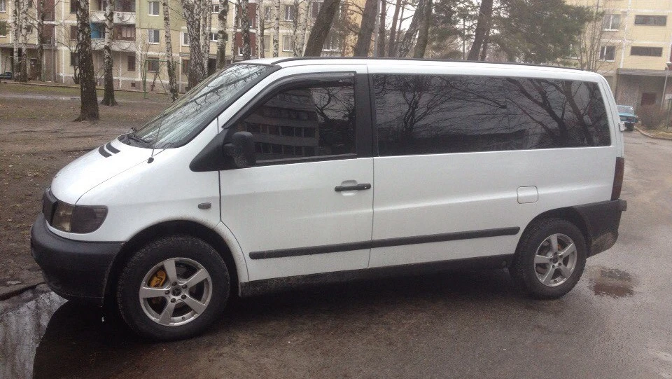 Mercedes-Benz Vito 2