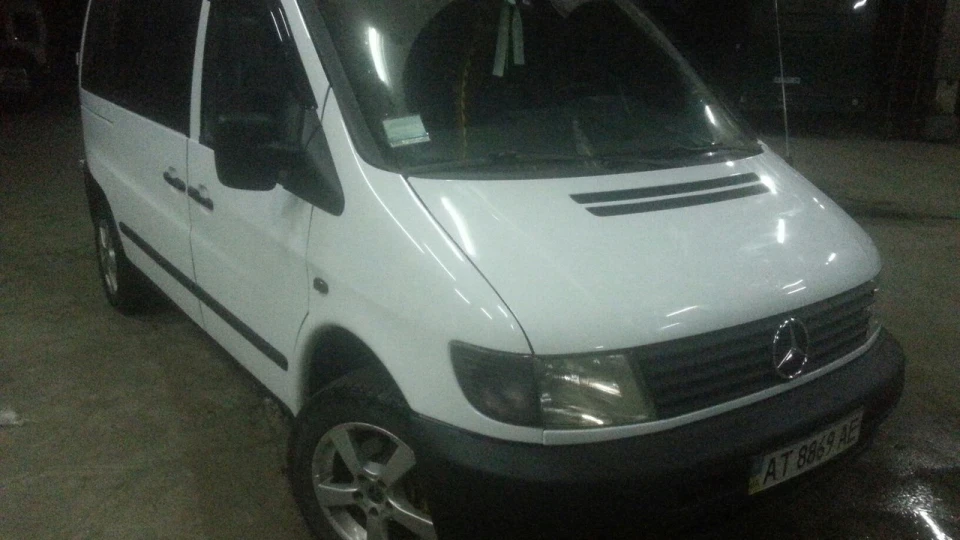 Mercedes-Benz Vito 4