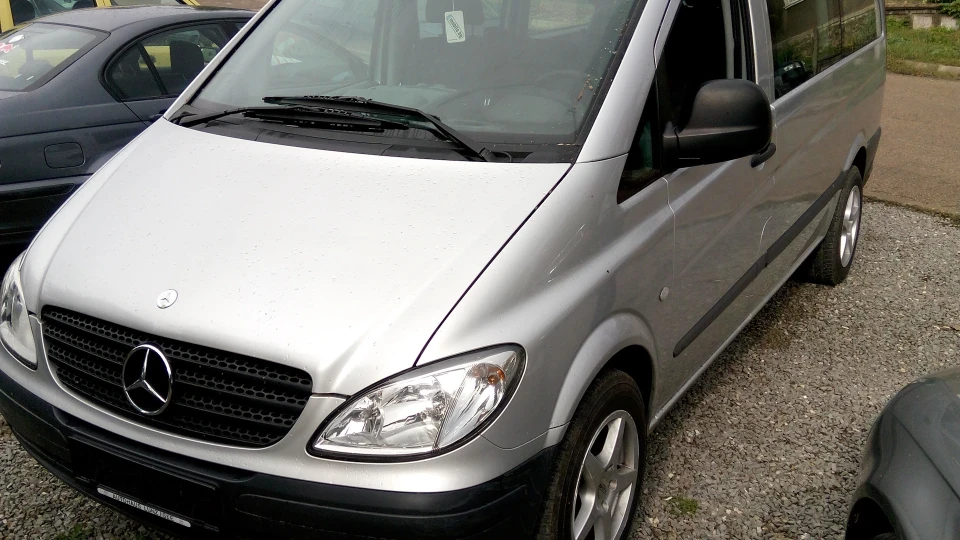 Mercedes-Benz Vito 2