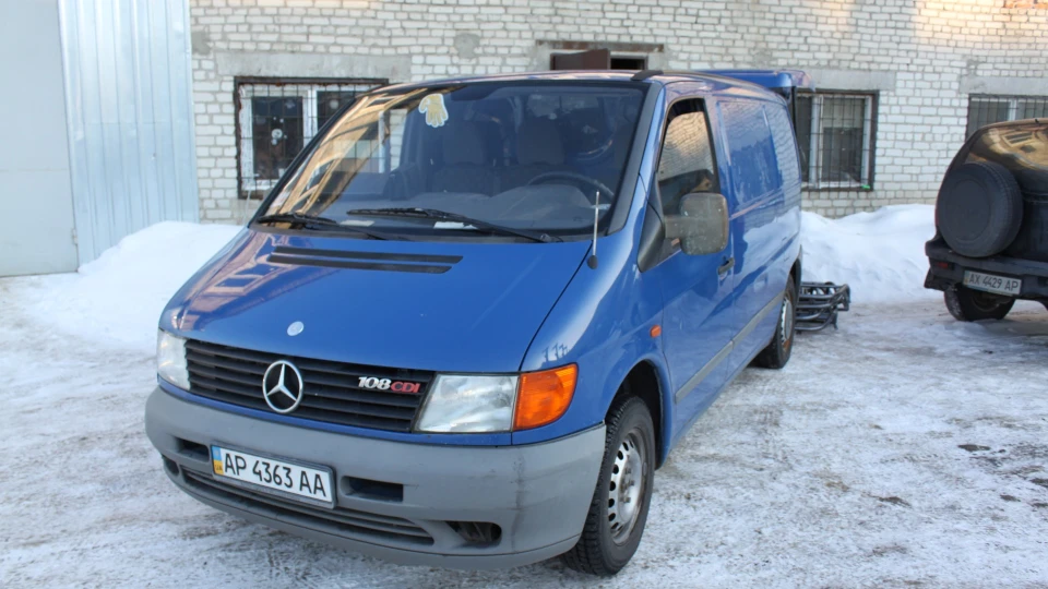 Mercedes-Benz Vito 4