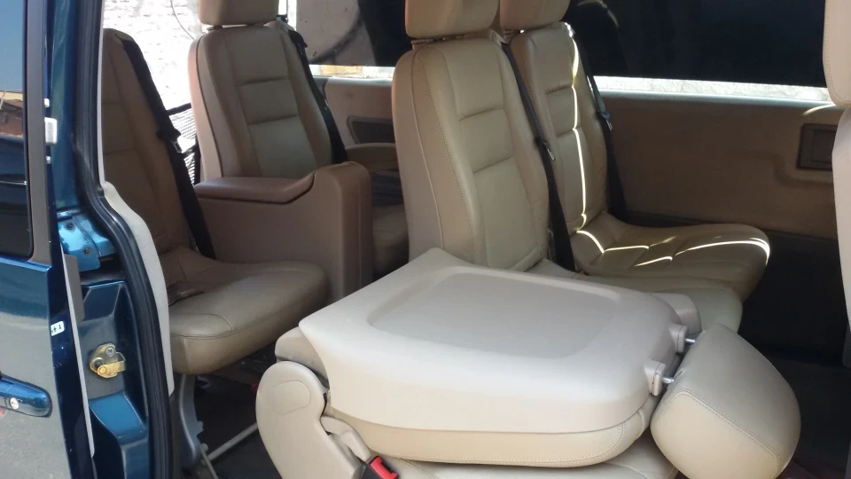 Mercedes-Benz Vito 2