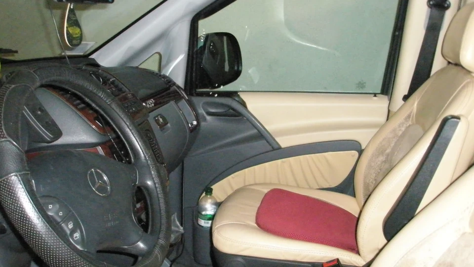 Mercedes-Benz Vito 2