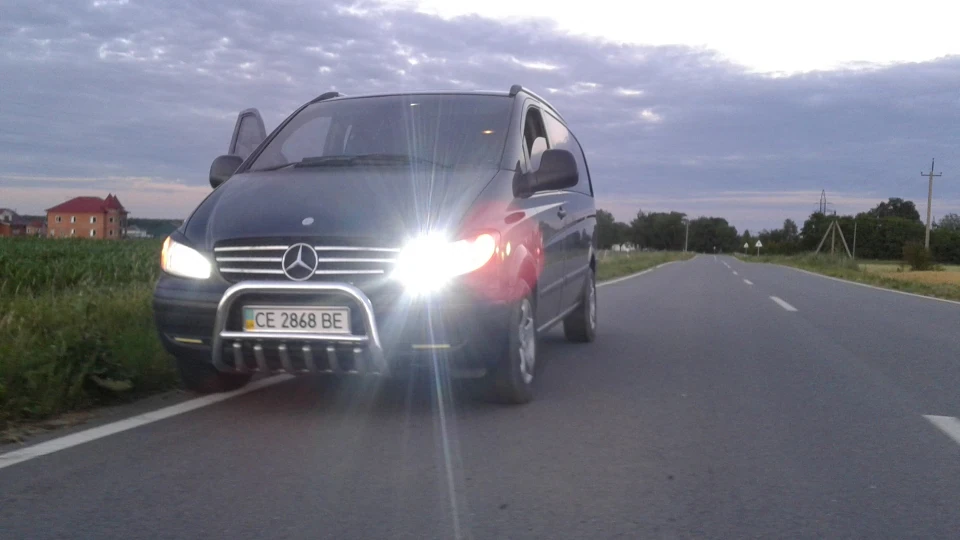 Mercedes-Benz Vito 2