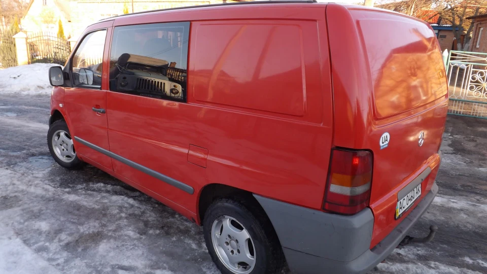 Mercedes-Benz Vito 2