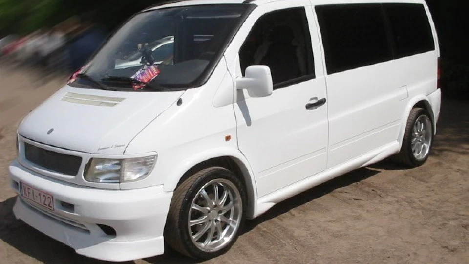 Mercedes-Benz Vito 2