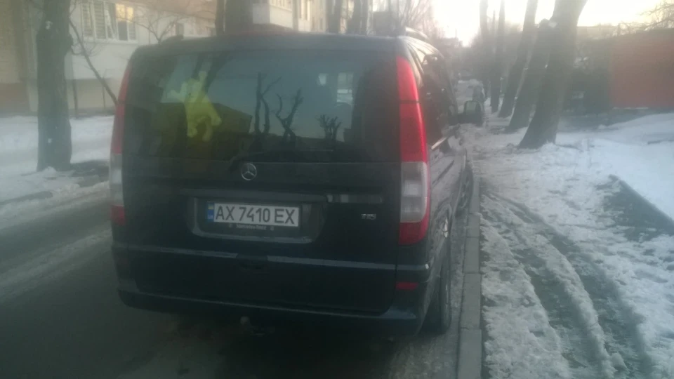 Mercedes-Benz Vito 4