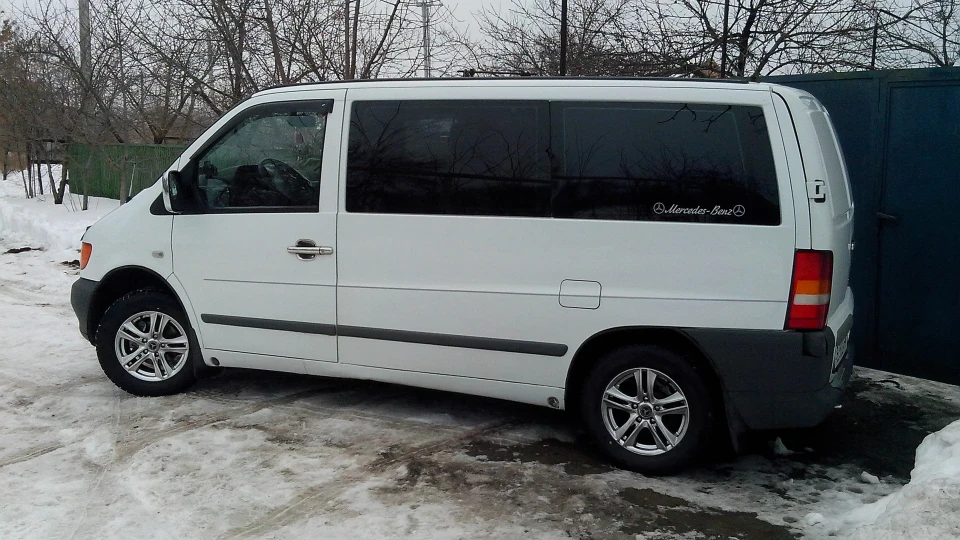 Mercedes-Benz Vito 4