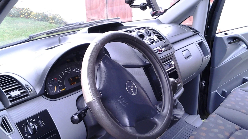 Mercedes-Benz Vito 3