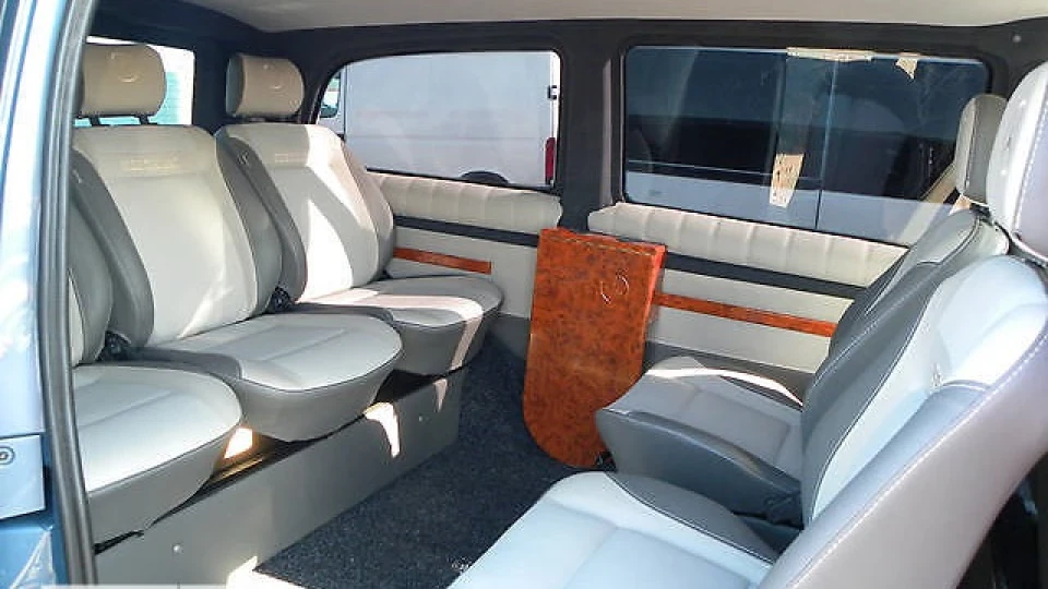 Mercedes-Benz Vito 2