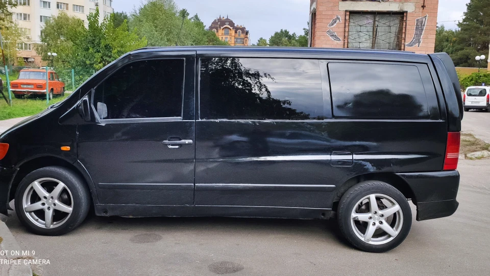 Mercedes-Benz Vito 3