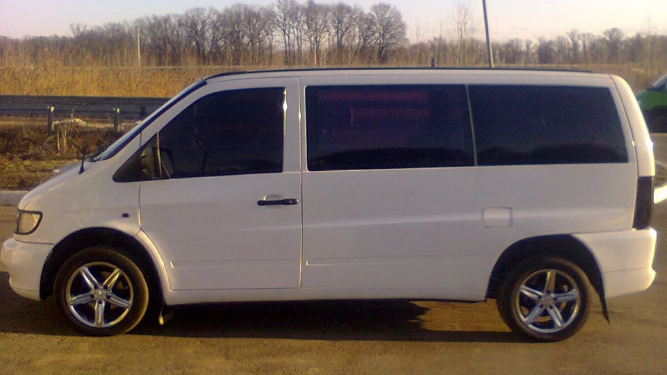 Mercedes-Benz Vito 4