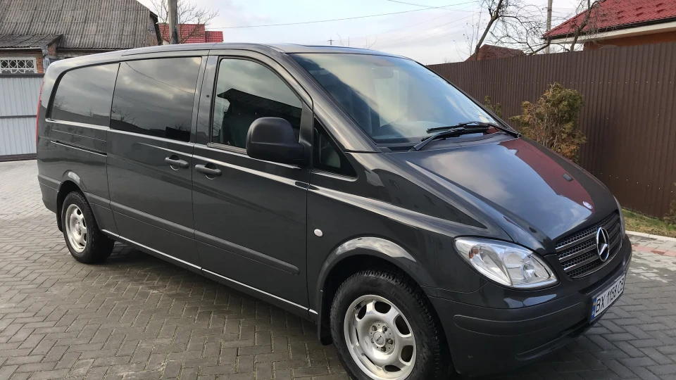 Mercedes-Benz Vito 2