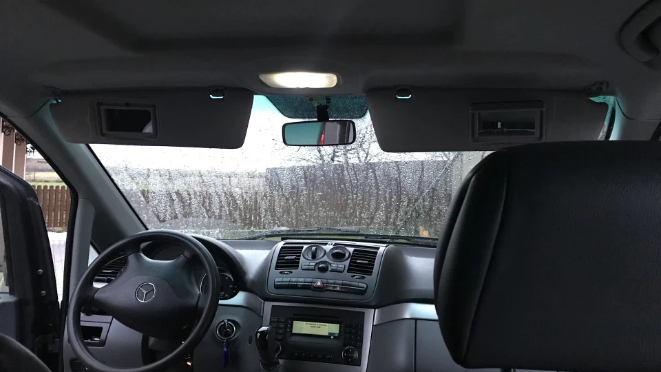 Mercedes-Benz Vito 4